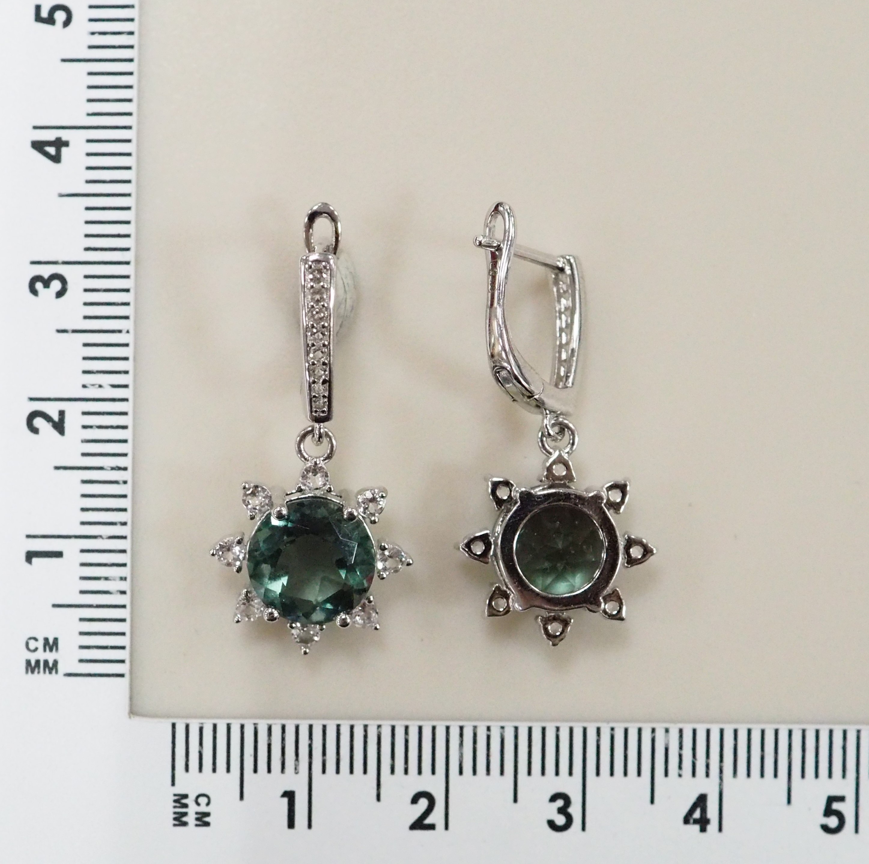 Серебряные серьги с флюоритами